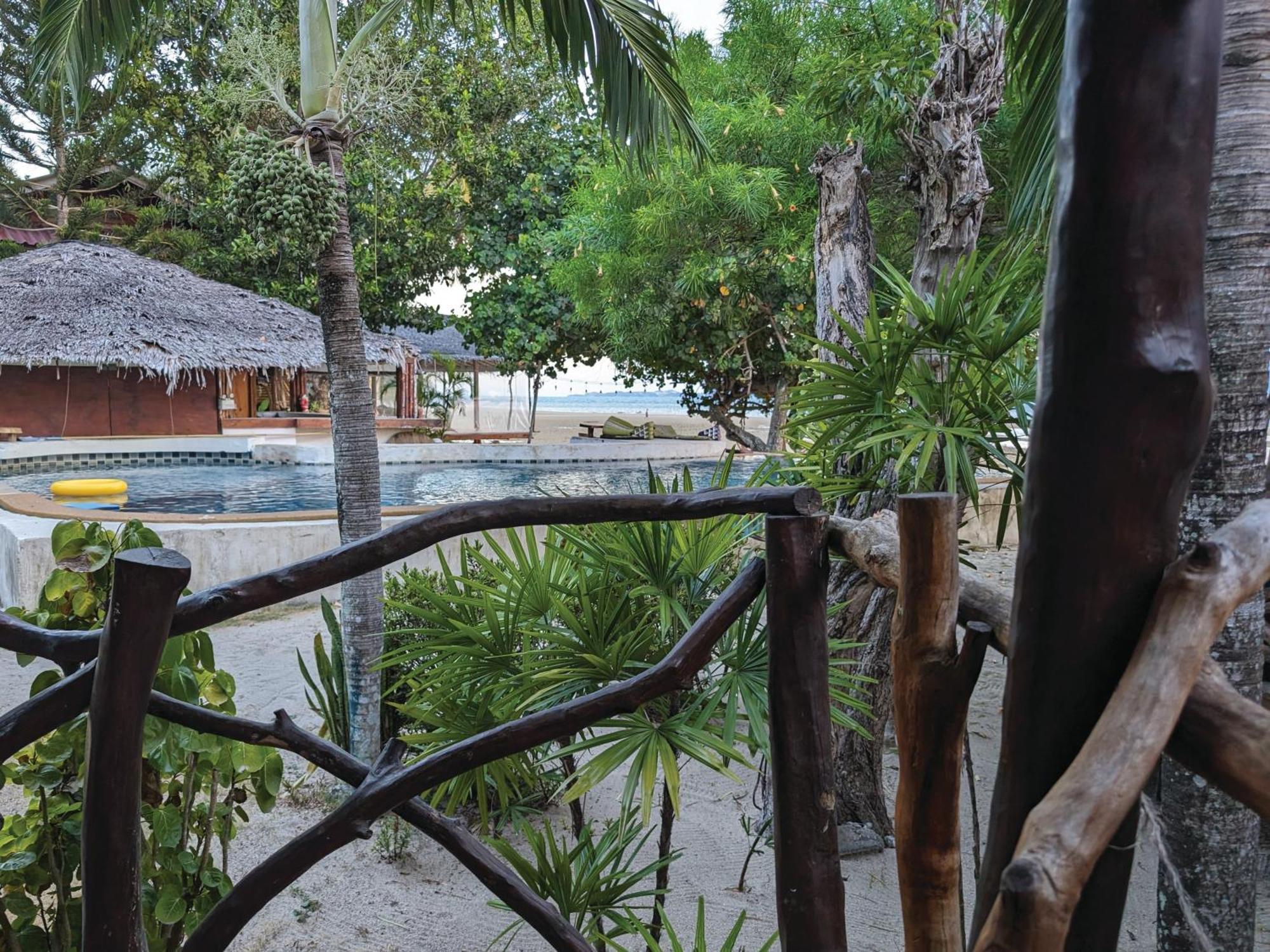 Munchies Bungalows Ban Tai Exterior photo